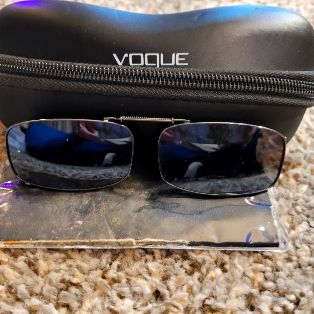 Sunglass Clips For Men